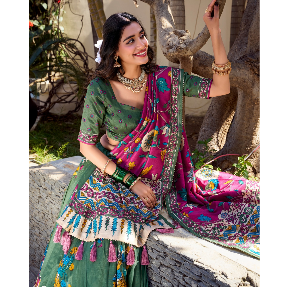 Women's Premium Tussar Silk Patola Print Lehenga Set (Pack of 1)