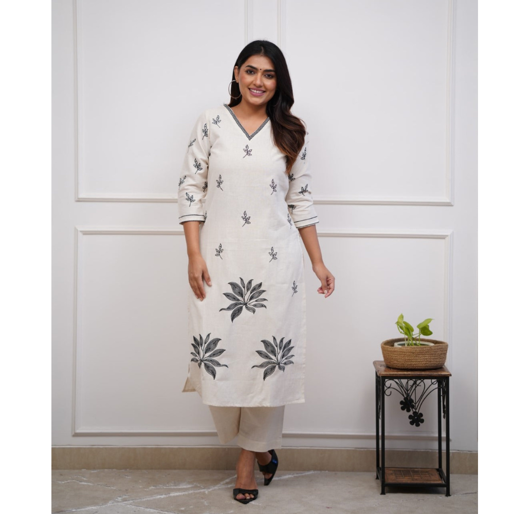 Women's Cotton Blend Printed Straight Kurta with Pant Set (Pack of 1)