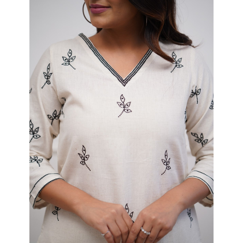 Women's Cotton Blend Printed Straight Kurta with Pant Set (Pack of 1)