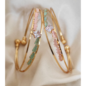 Chevron-style pastel baguette stones with clear center crystals for Women (Pack of 1)