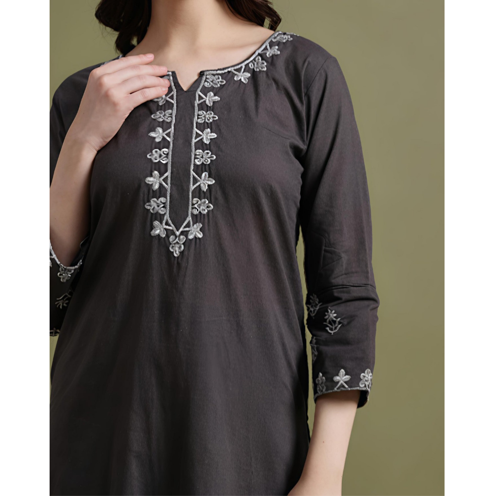 Women's Embroidered Vertigen Anarkali Kurta with Dupatta (Pack of 1)